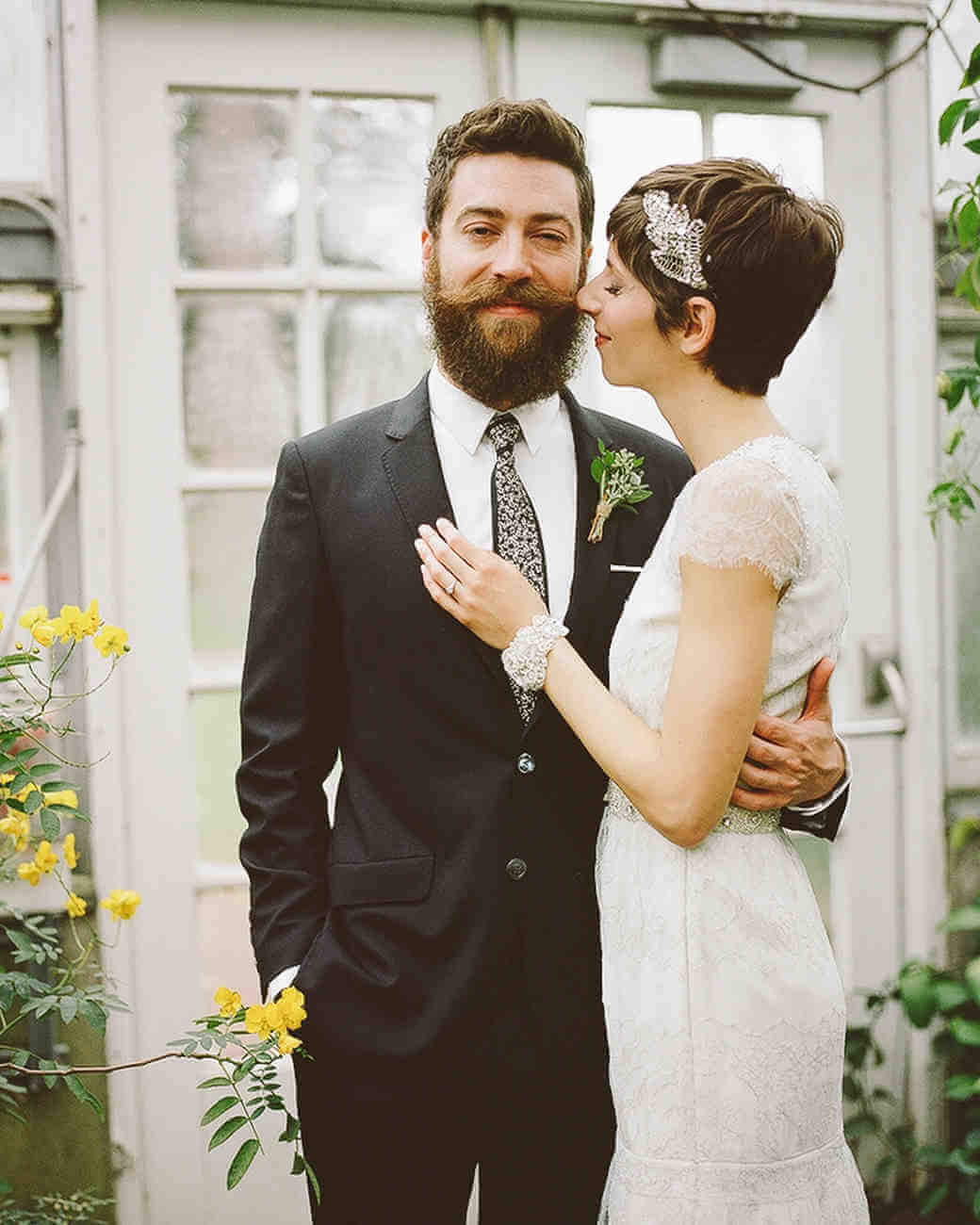 beard-on-wedding